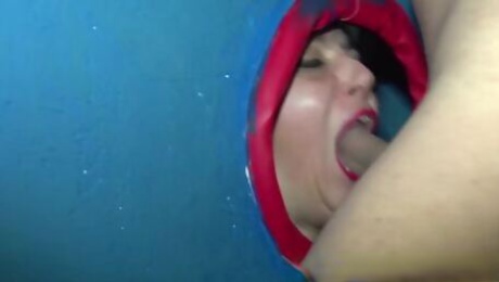 Gangbang e Glory Hole per Alexy Brey