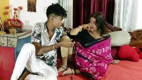 Indian New Stepmom First sex with Teen Son! Hot XXX Sex