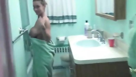 Lusty brunette with curvy body has naughty fun in bathtub