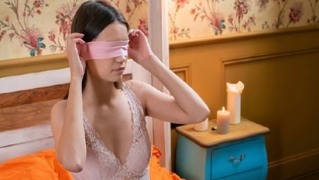 SIS.PORN. Whore has an act of procreation with stepbro who takes advantage of blindfold